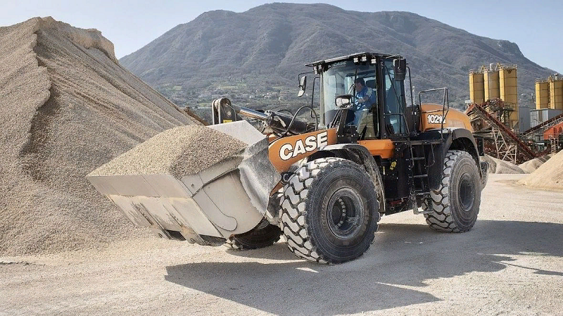 фронтальный погрузчик Case Evolution 